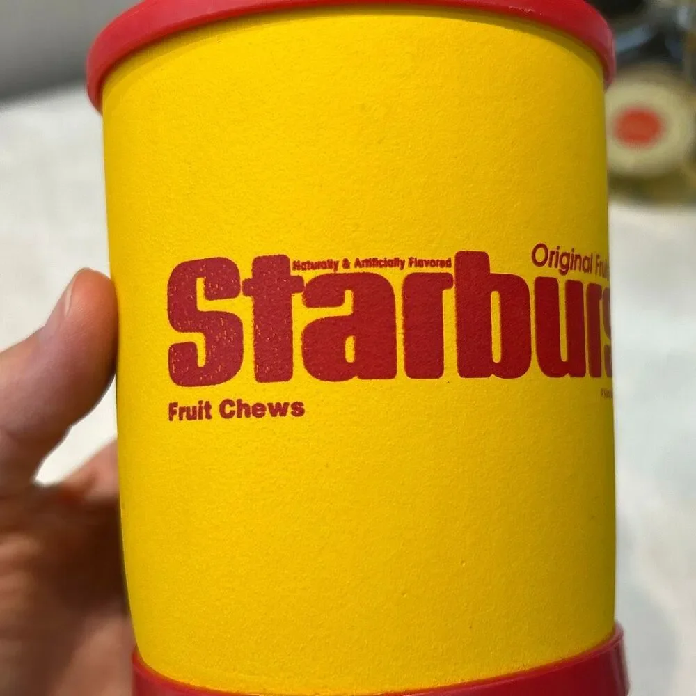 Vtg Starburst Chiller Can Cooler Koozie with Lid Set of 4 Retro 1993 Foam Plasti